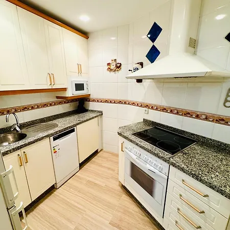 G&g Isla Marina Puerto 2 Apartment