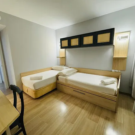 G&g Isla Marina Puerto 2 Apartment Benalmadena